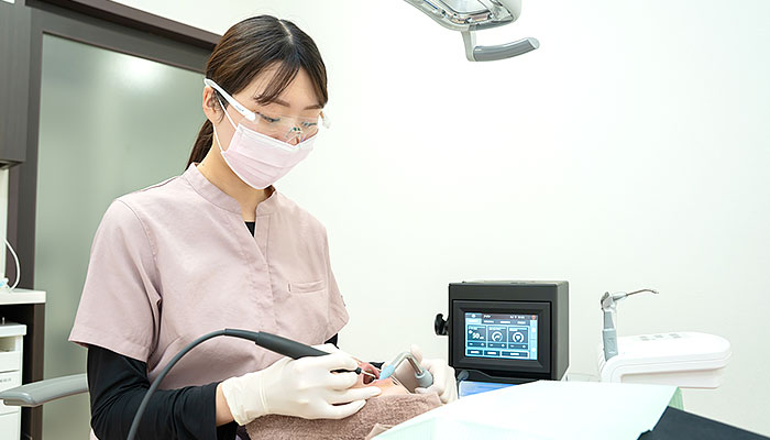 歯科衛生士によるホワイトニング・クリーニング